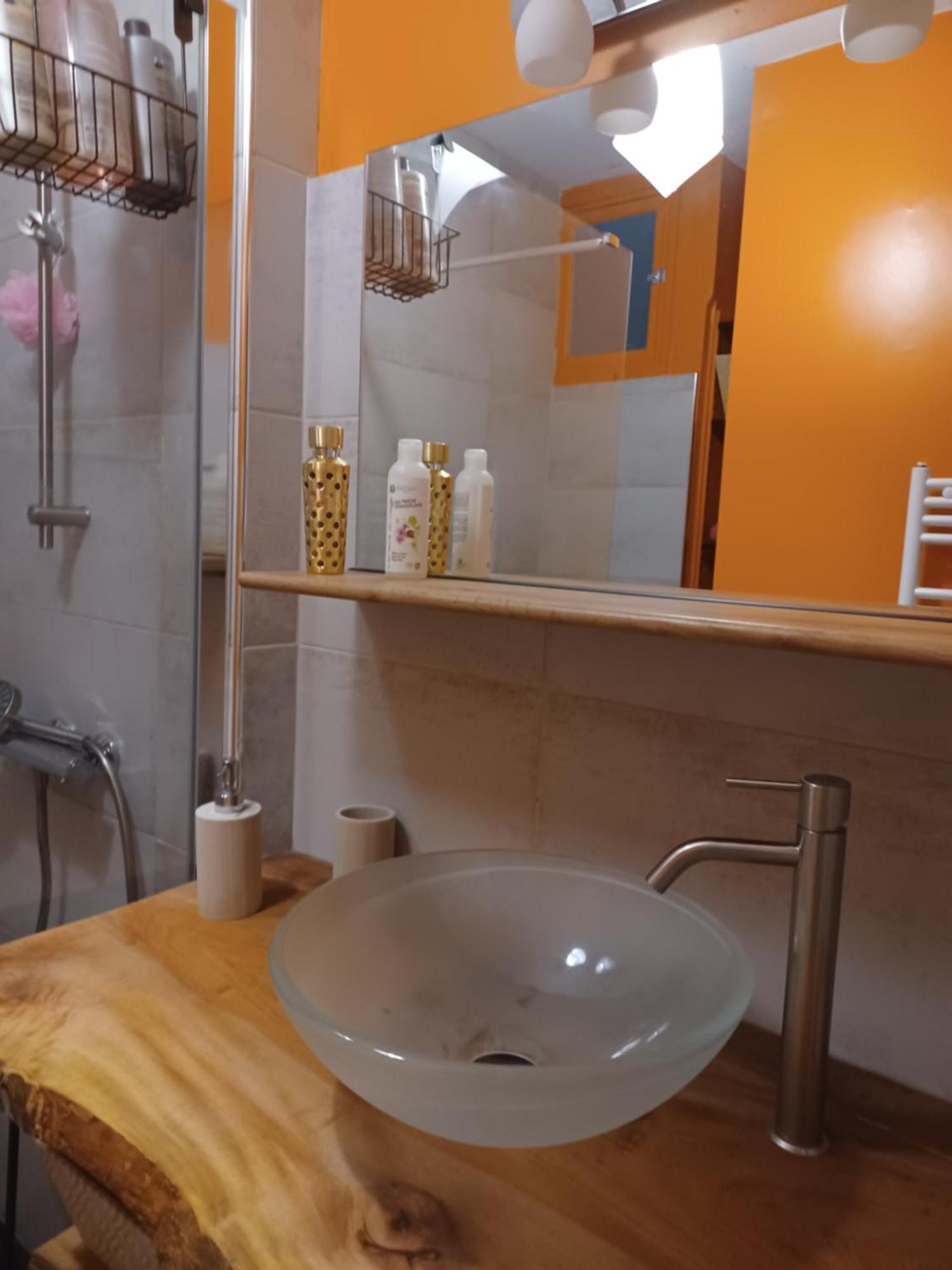 Chambre Calme Et Agreable ルプロンジュ エクステリア 写真